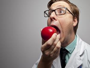 【里健子】晚上吃苹果“有毒”？什么时候吃苹果最好