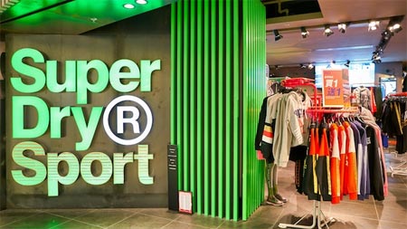 【亮】Superdry品牌退出中国市场 门店将在12月关闭